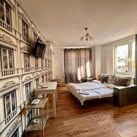 Family Hotel Amor Ruse Ngoại thất bức ảnh