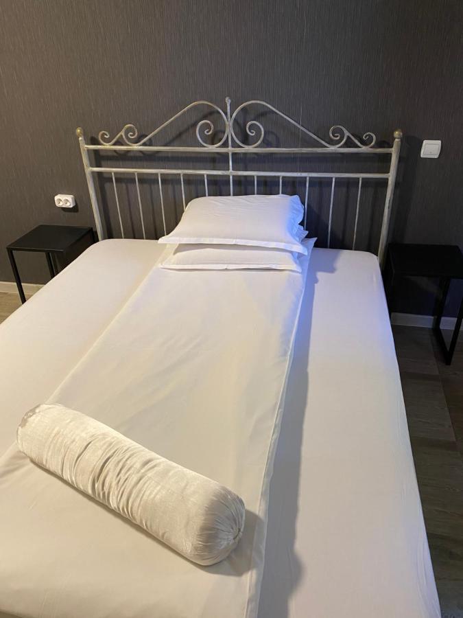Family Hotel Amor Ruse Ngoại thất bức ảnh